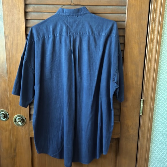 50%OFF Tommy Hilfiger Shirt - Picture 2 of 3